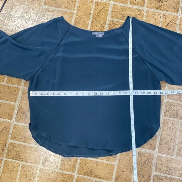 Vince 100% Silk Teal Top - Picture 9 of 9